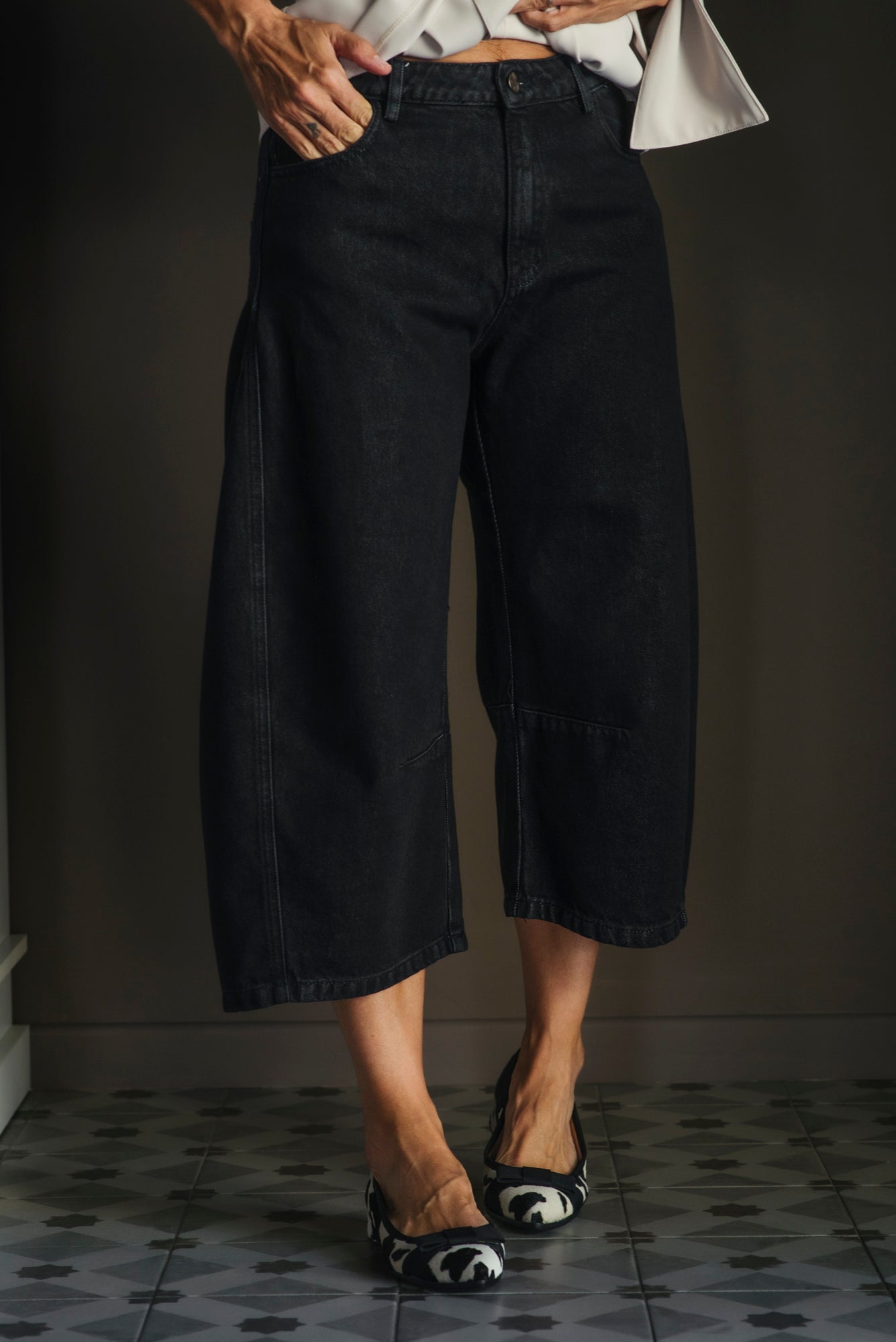 Pantalone denim cropped nero