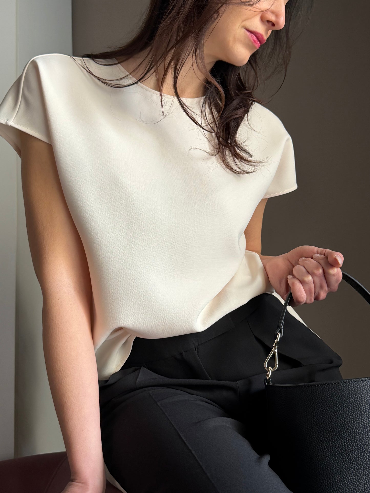 Blusa minimal chic Warm Ivory
