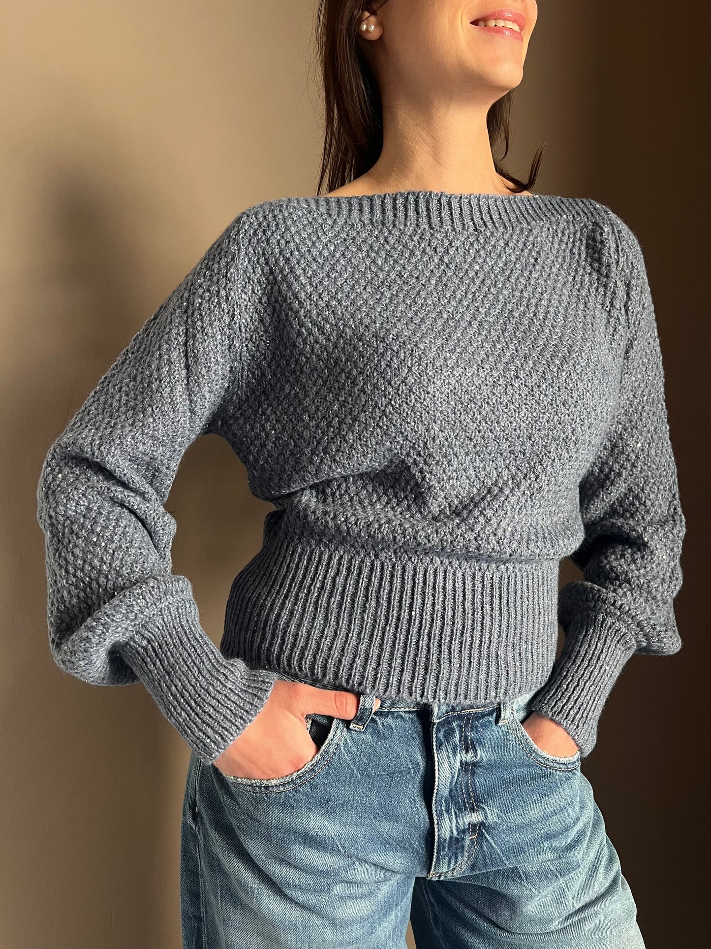 Maglia So Allure con micro paillettes blue light