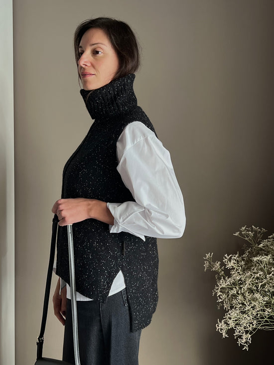 Gilet collo alto in lana