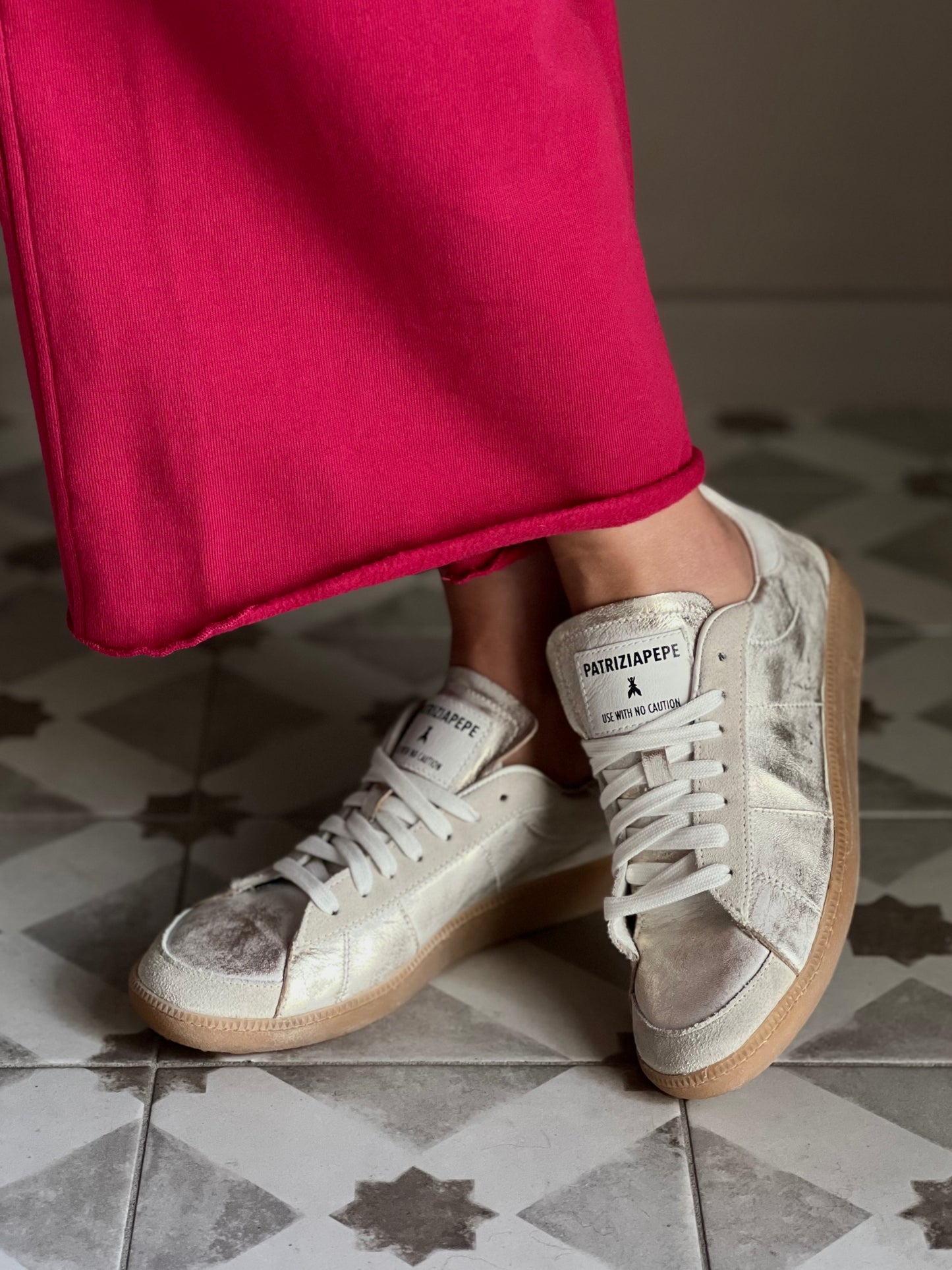 Sneakers in nappa sfumata Gold