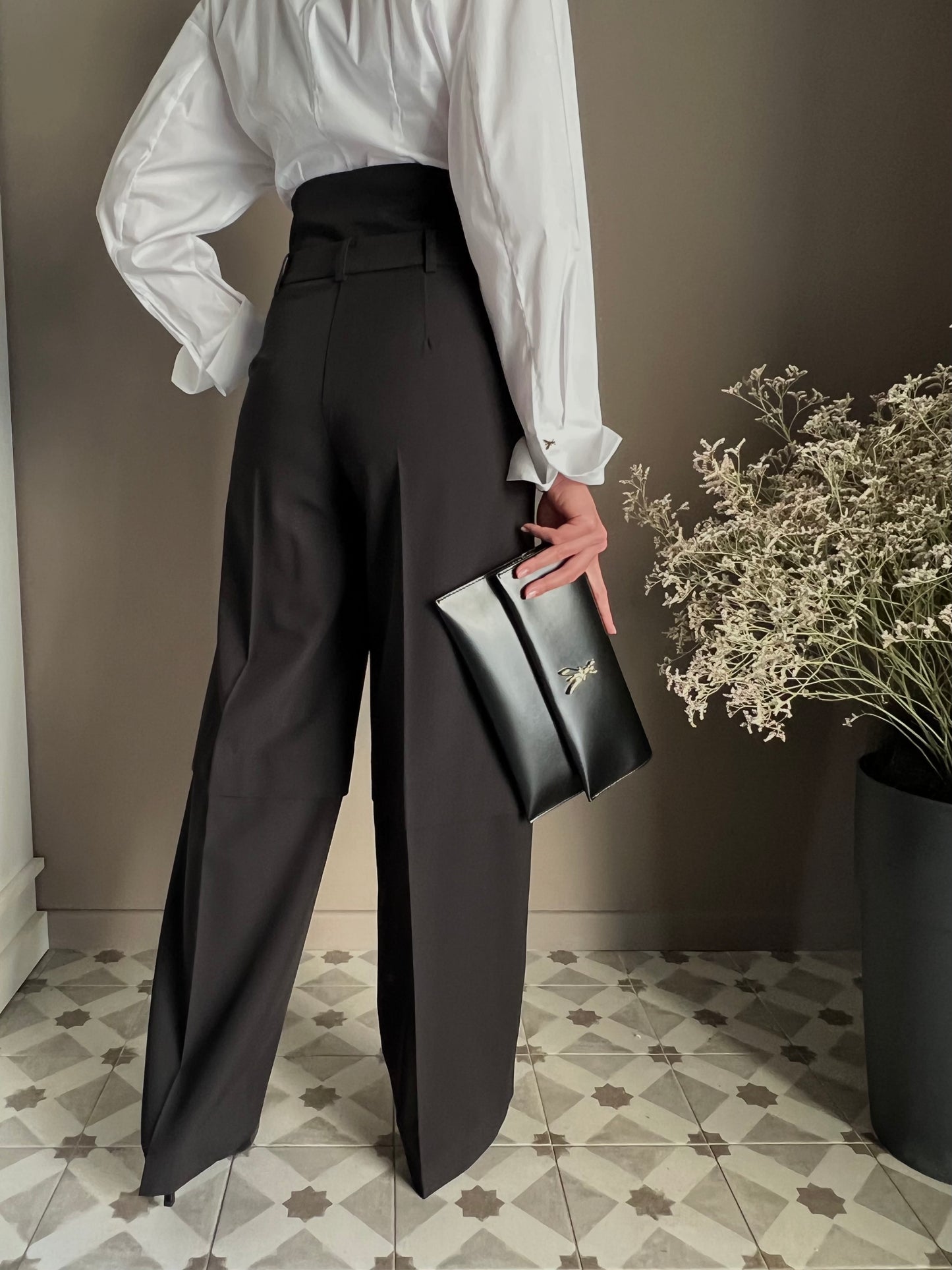 Pantaloni baggy con corsetto