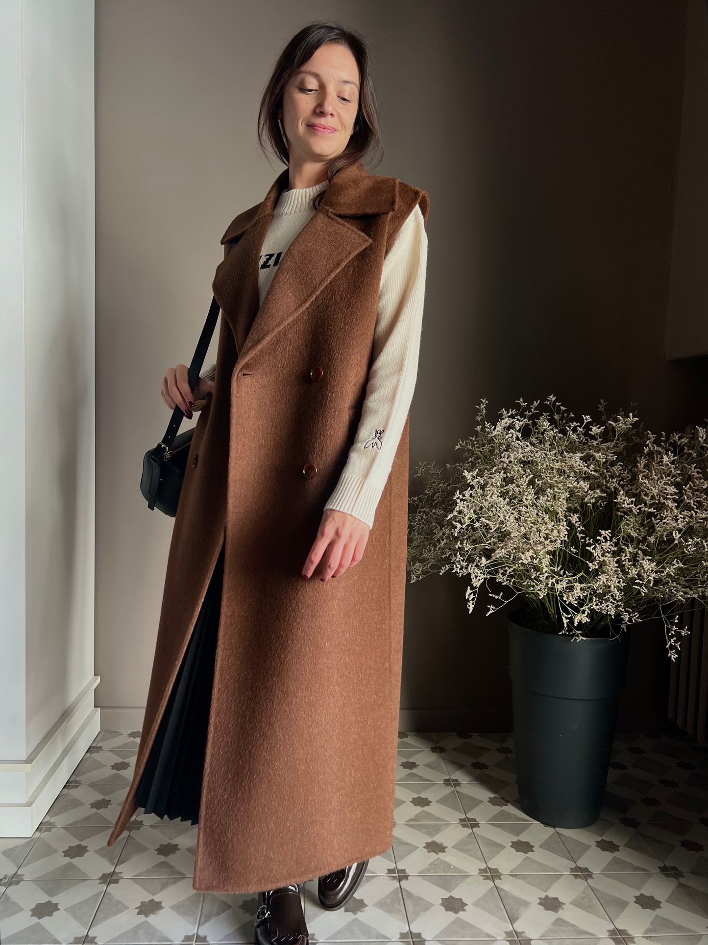 Cappotto smanicato in lana e alpaca