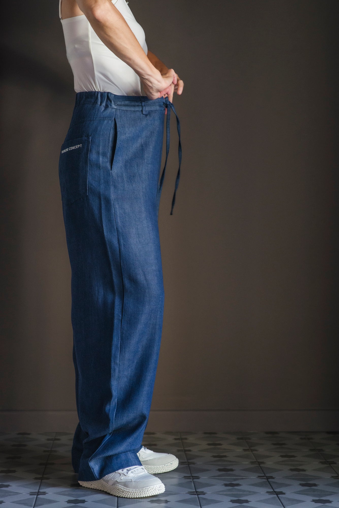 Pantalone in denim fluido