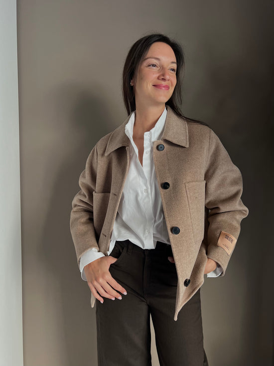 Giacca shacket in lana e cashmere beige
