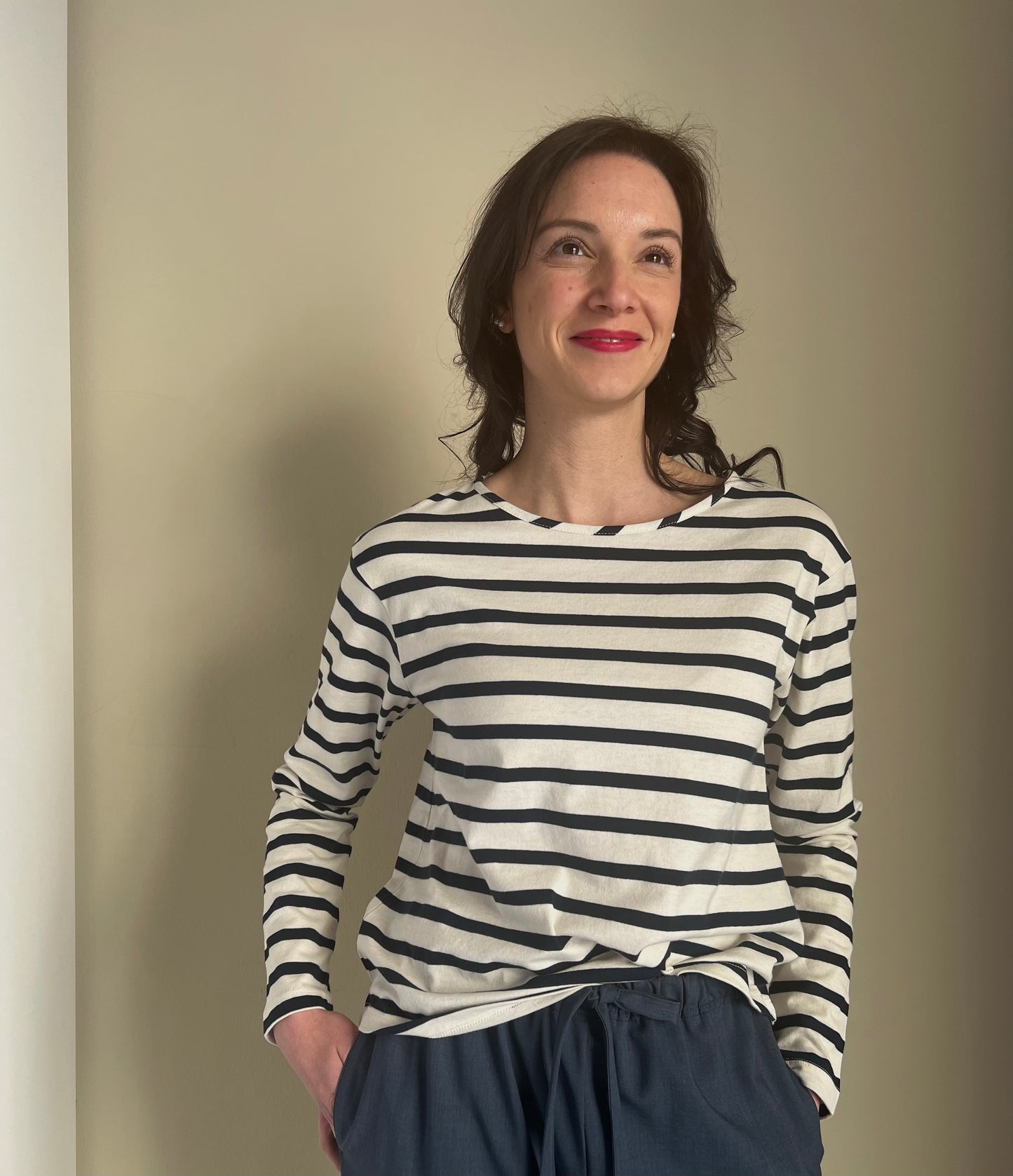 T-shirt manica lunga in cotone con oblò blu