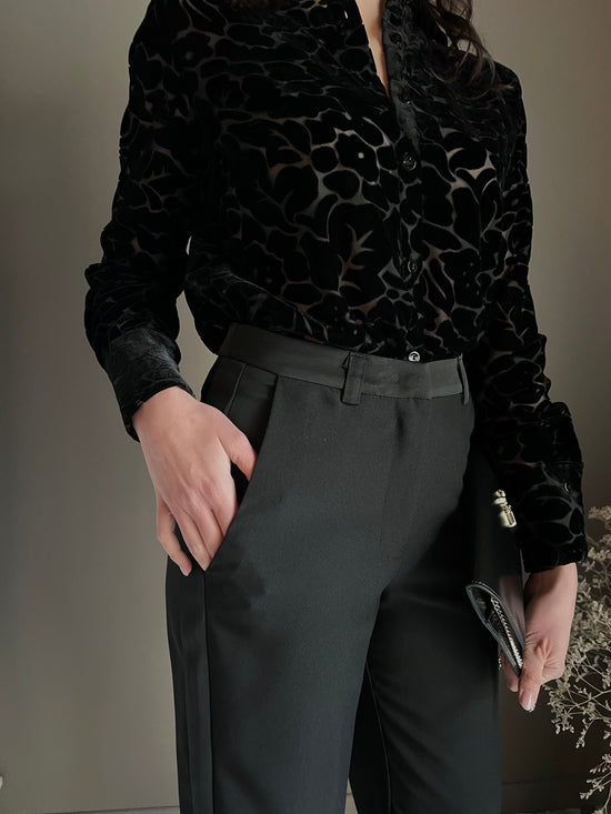 Pantalone ankle nero in crepe con dettaglio laterale