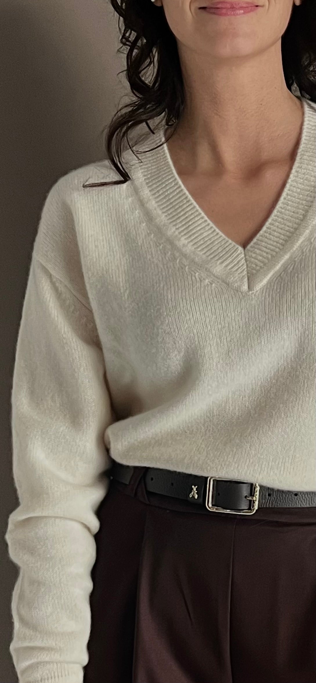 Maglia scollo a V in 100% cashemire milk