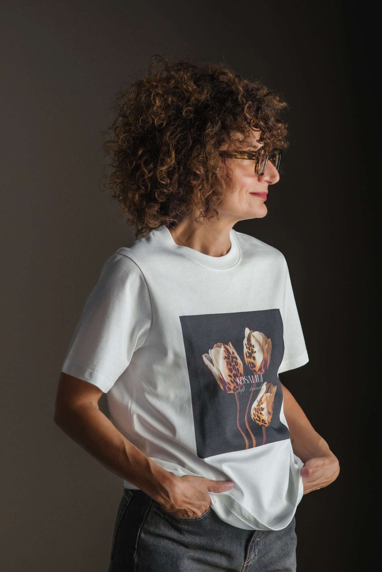 T-shirt con stampa tulipano