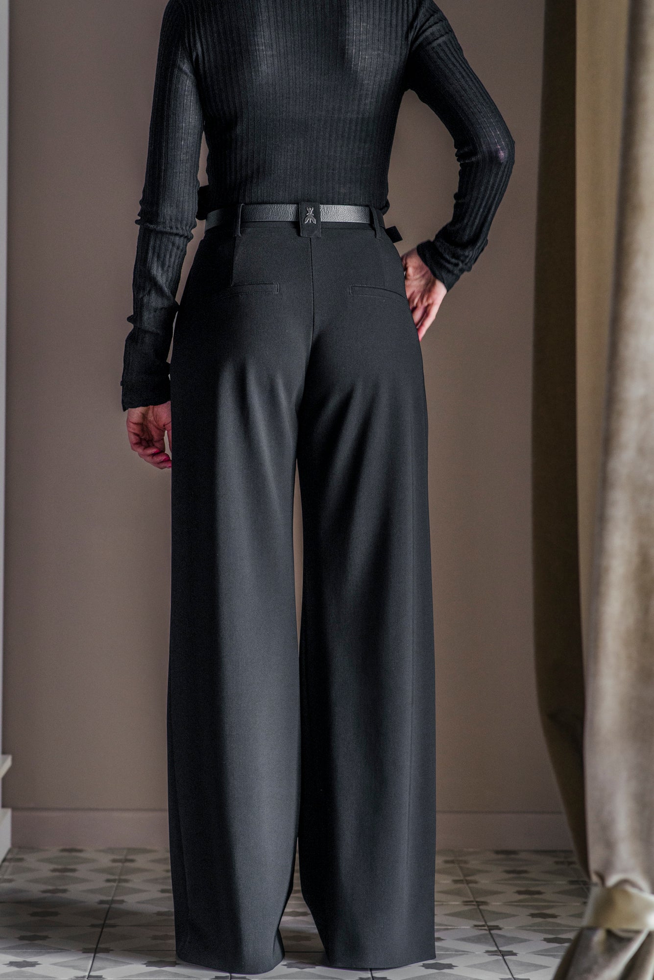 Pantalone a palazzo con vita elasticizzata