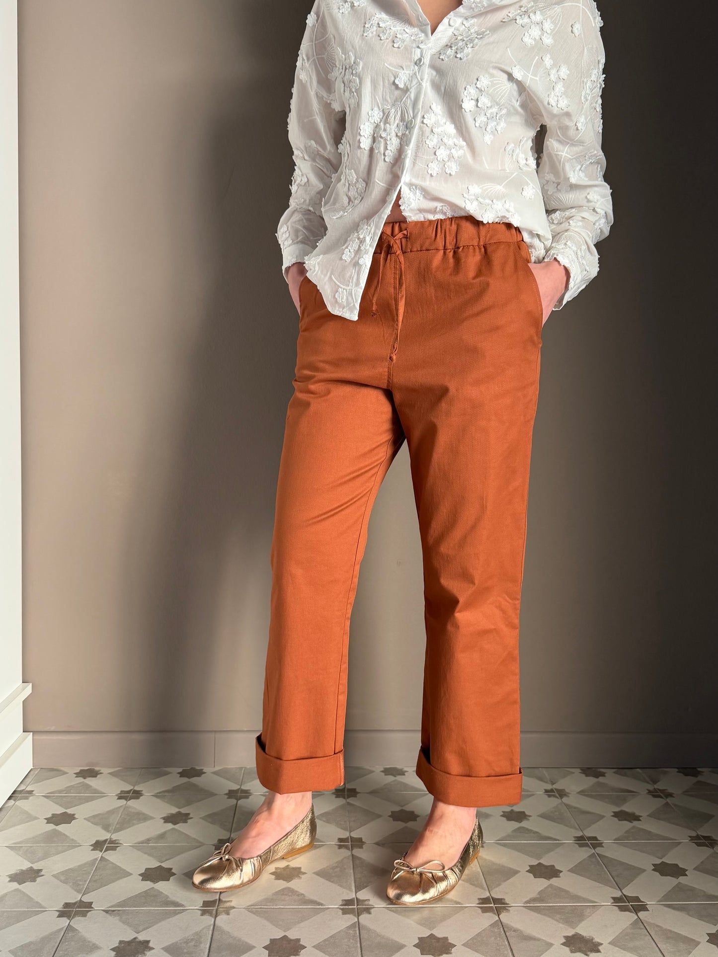 Pantalone So Allure – Tabacco Essential