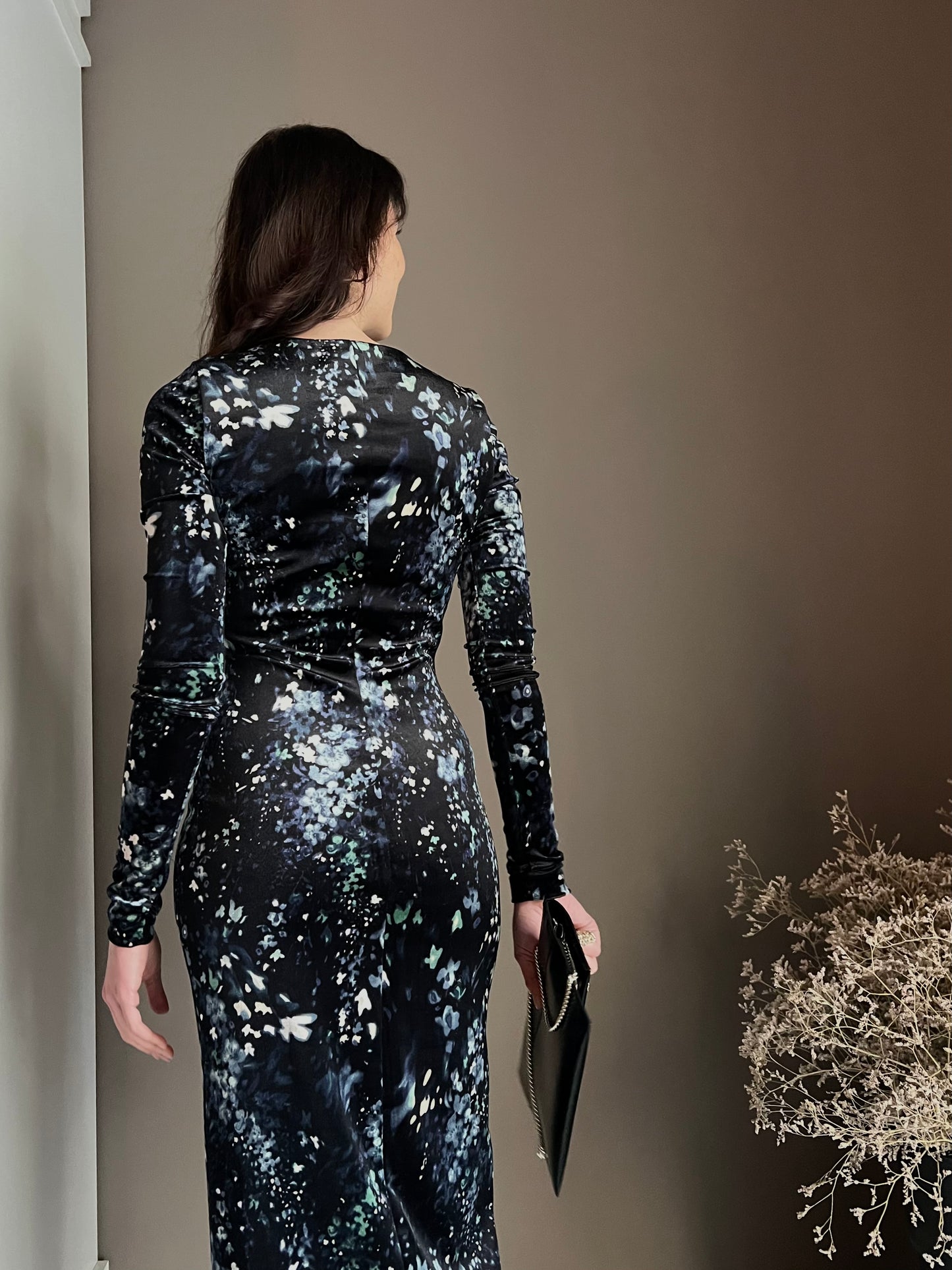 Abito lungo in micro fantasia in velluto