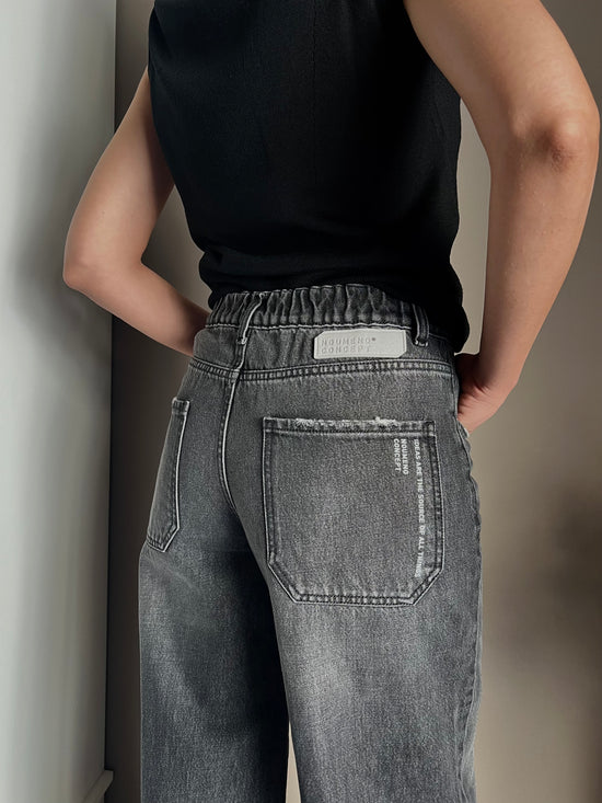Pantalone denim Noumeno Concept gamba larga
