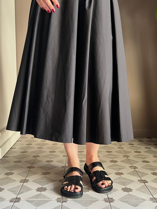 Ciabattina in pelle minimal nera