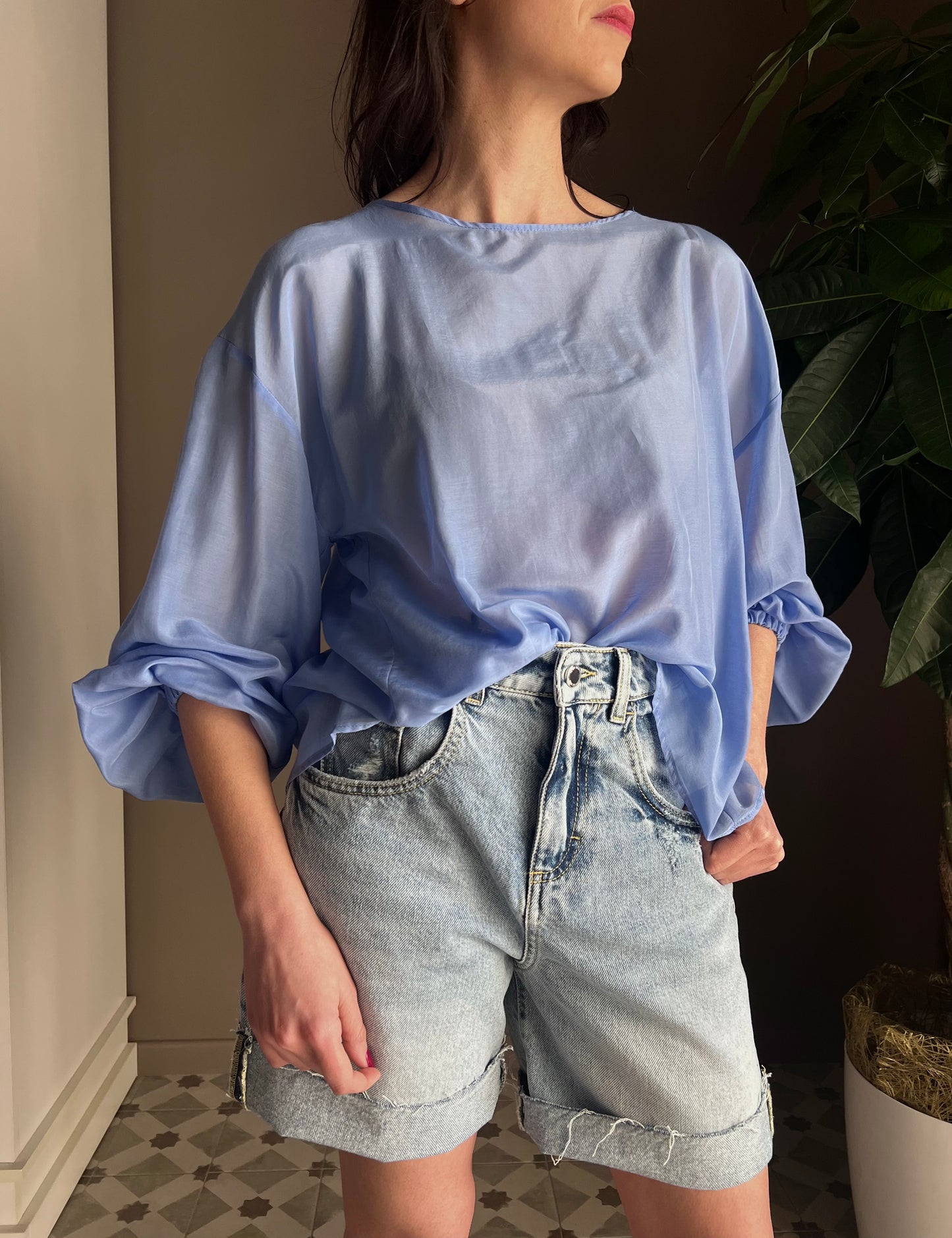 Blusa in cotone garzato scollatura sulla schiena Sky