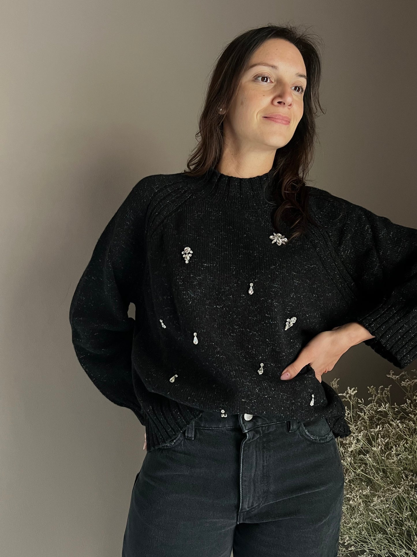 Maglioncino in pura lana mélange con dettagli jewels
