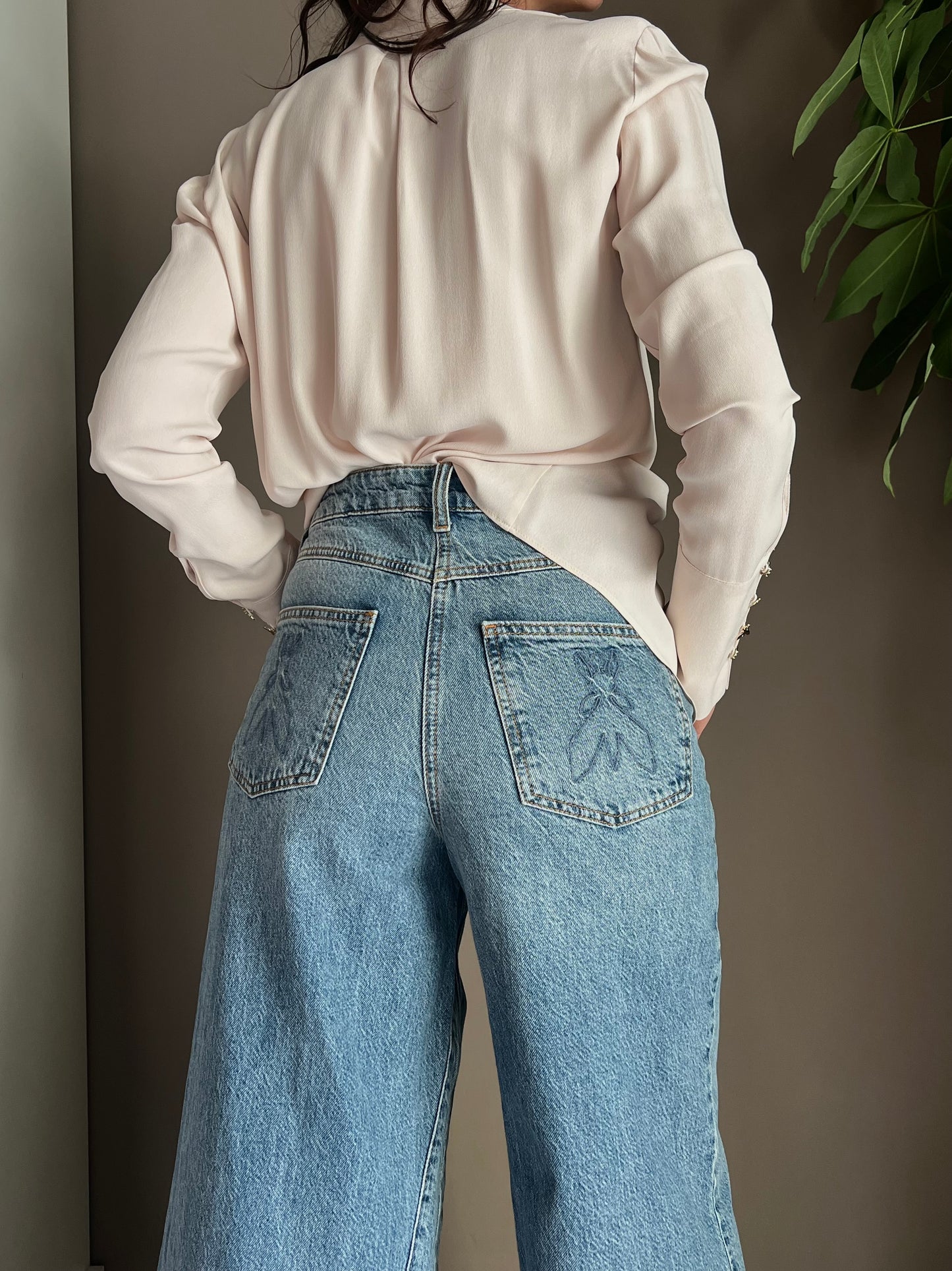 Pantalone denim vita alta gamba larga