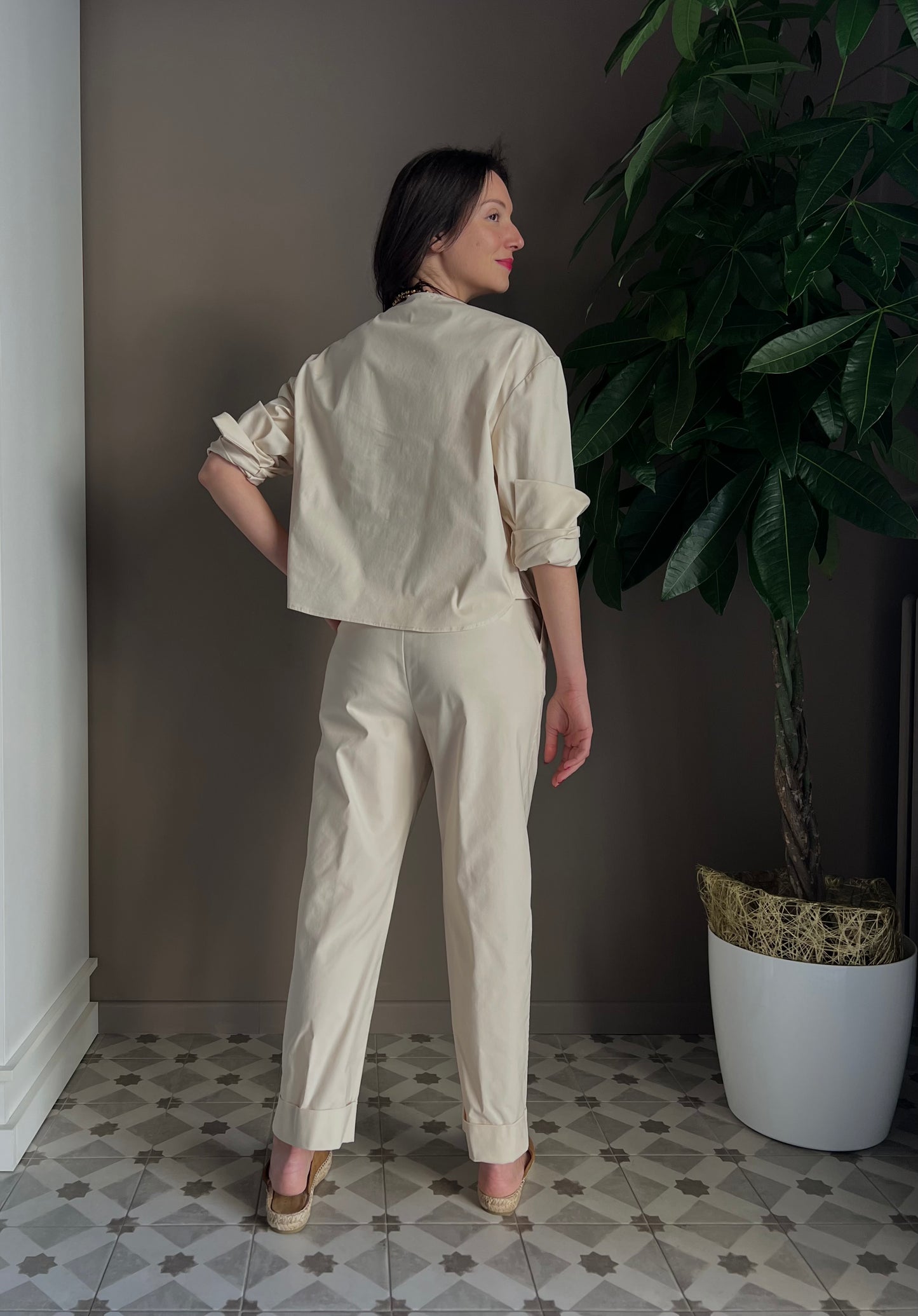 Pantalone in cotone con risvolto