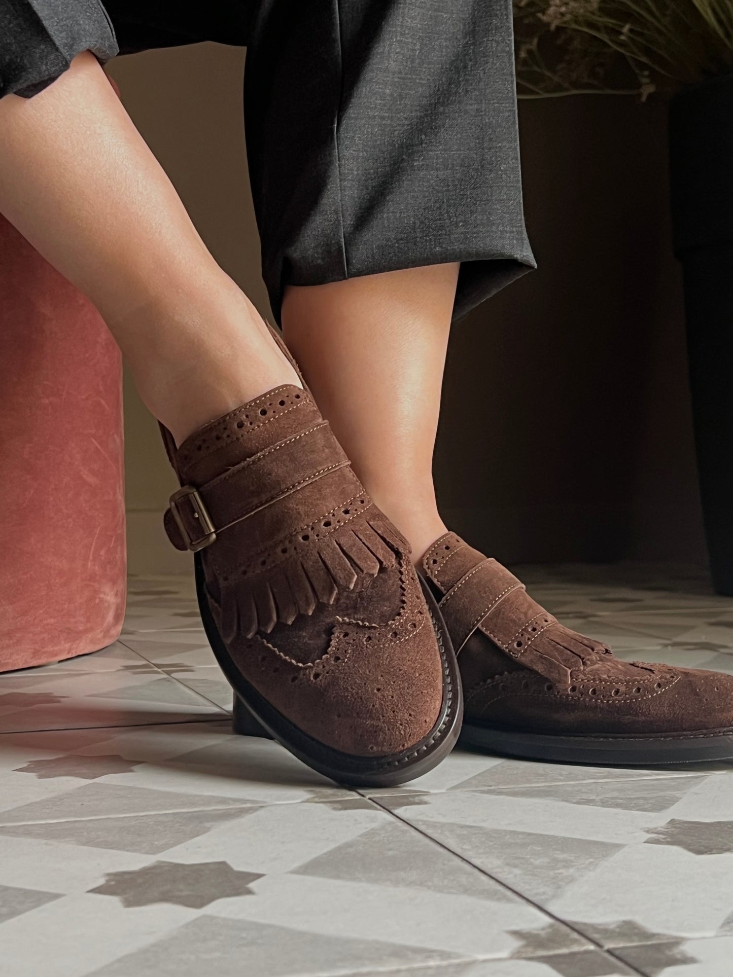 Mocassino Frangia e Fibbia Anna F. in Camoscio Marrone