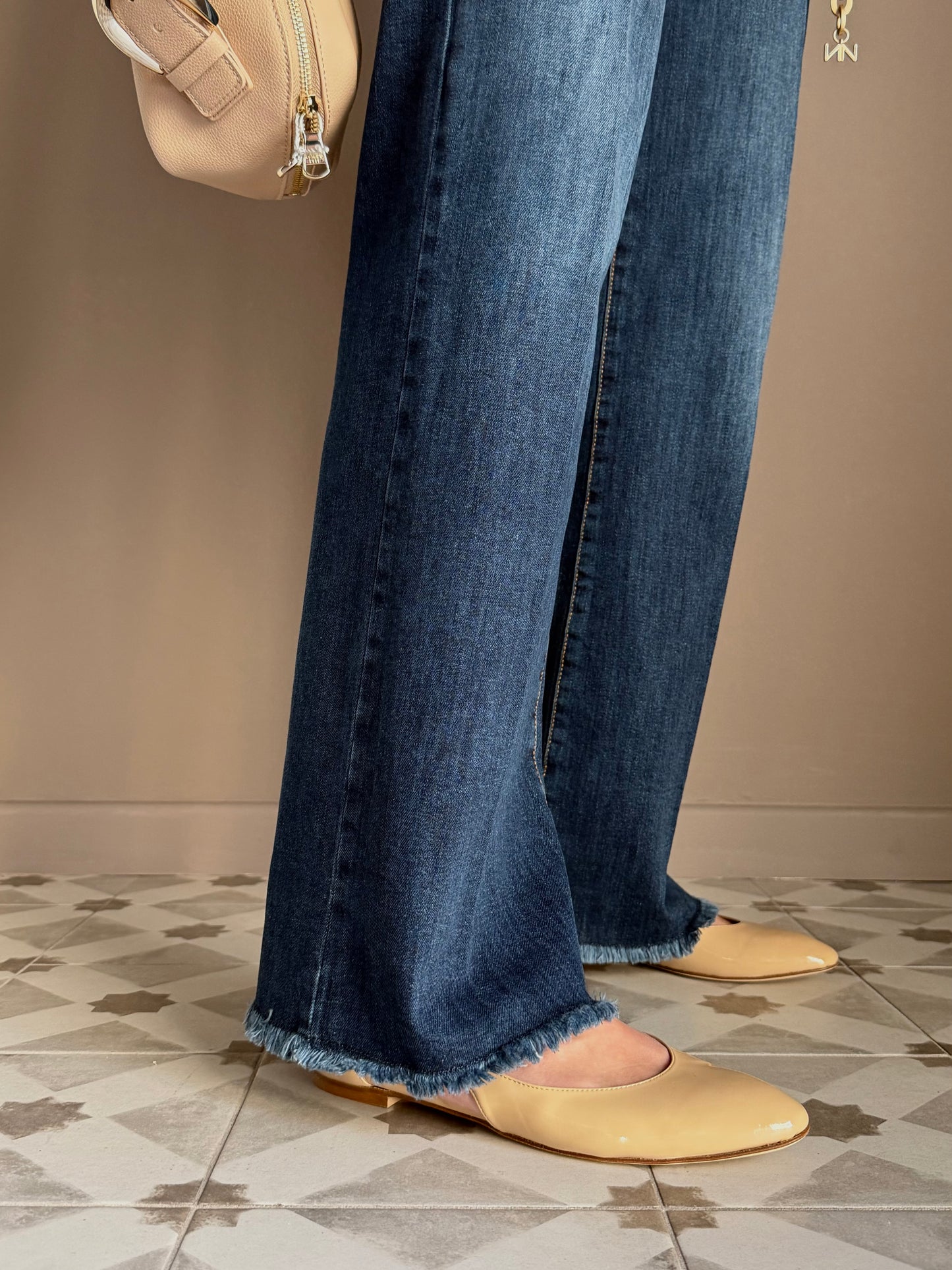 Pantalone denim Wide-Leg con catena