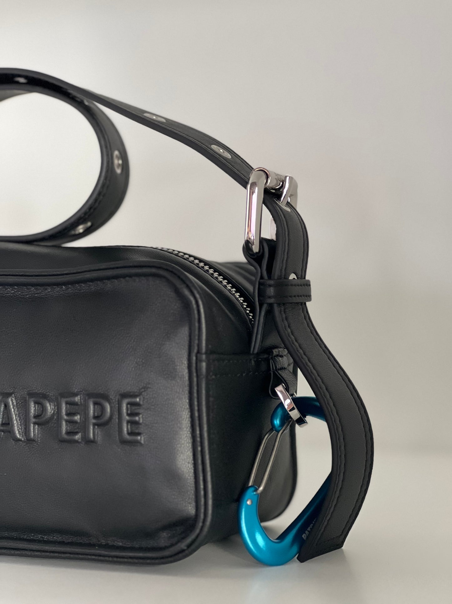 Borsa(Im)perfection in pelle nera