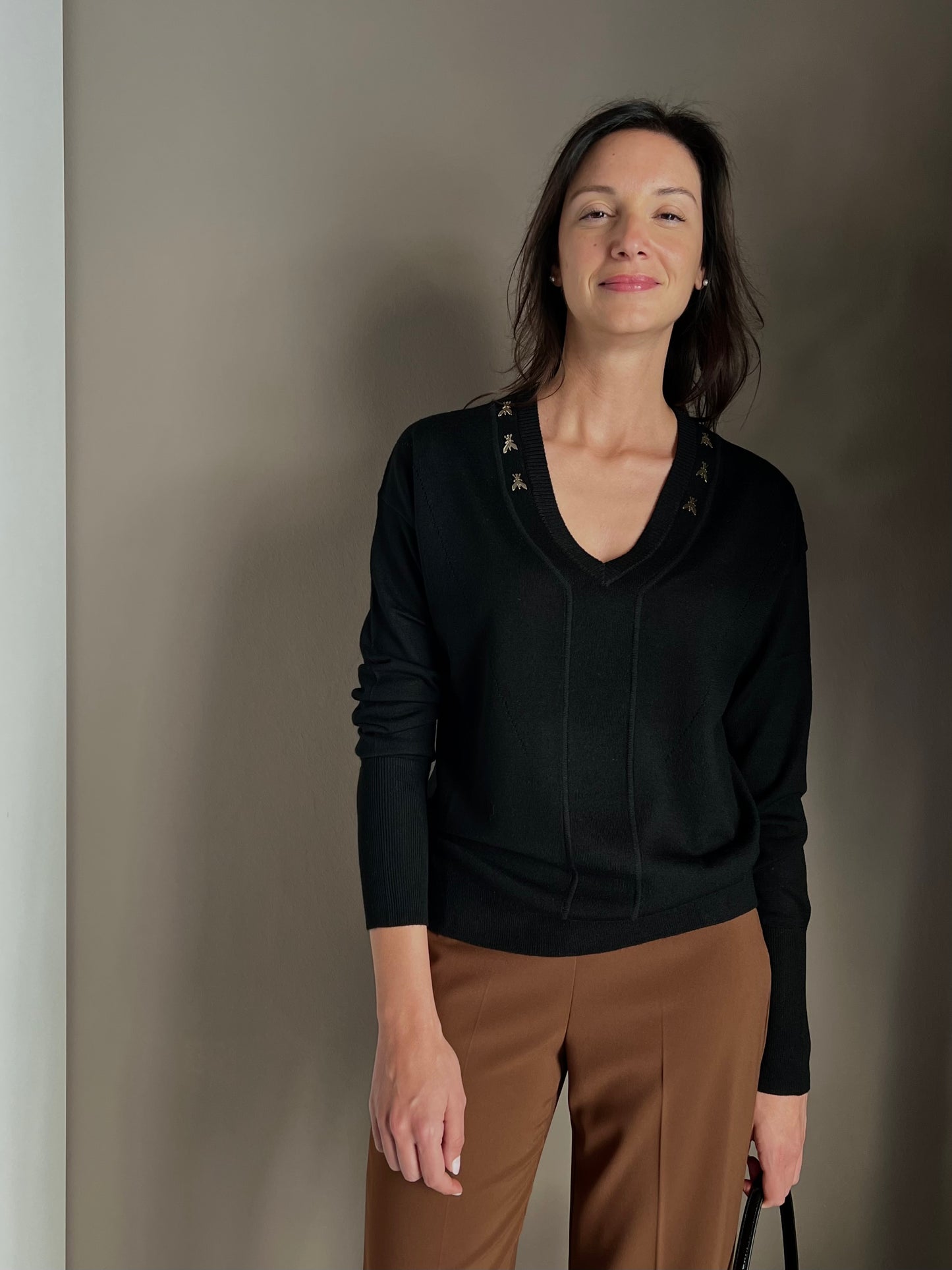 Maglia scollo a V in lana nero
