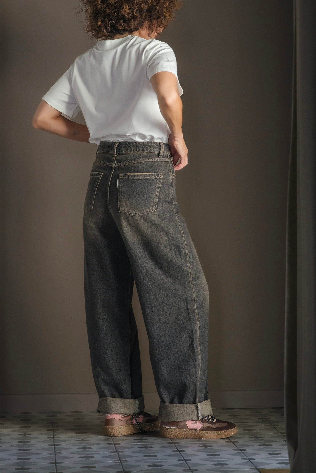 Pantalone denim grigio effetto vintage