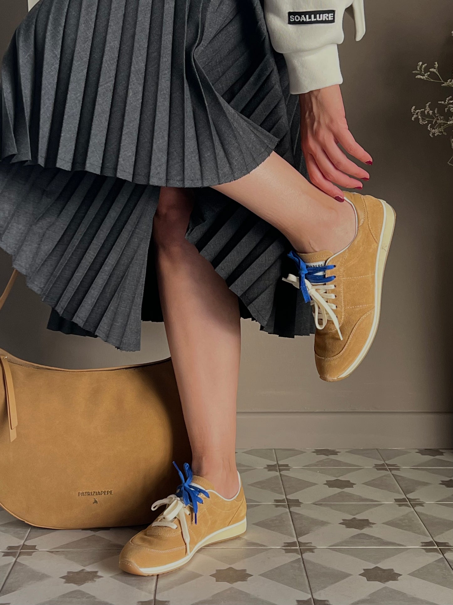 Sneakers running ‘93 scamosciate