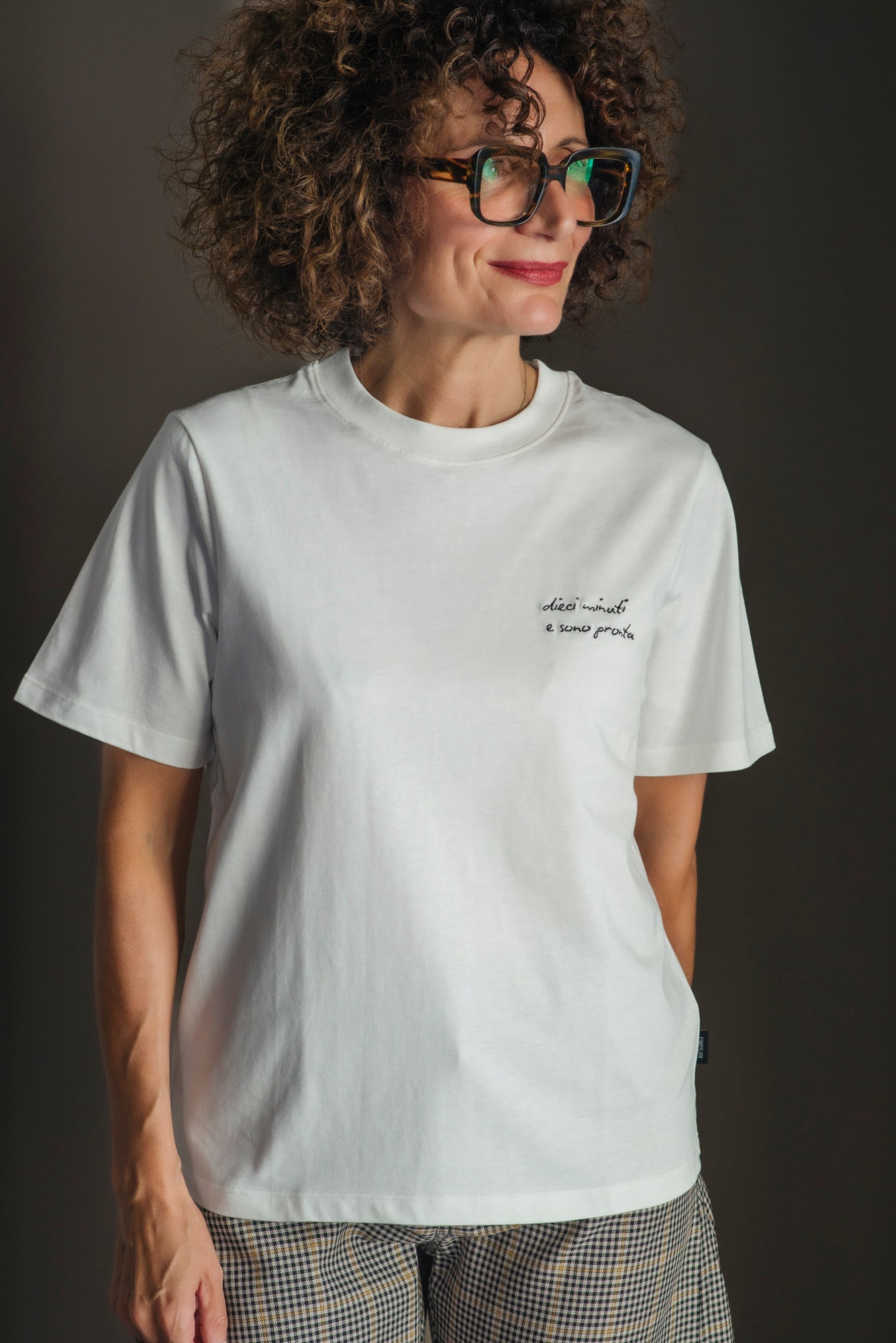 T-shirt ricamata