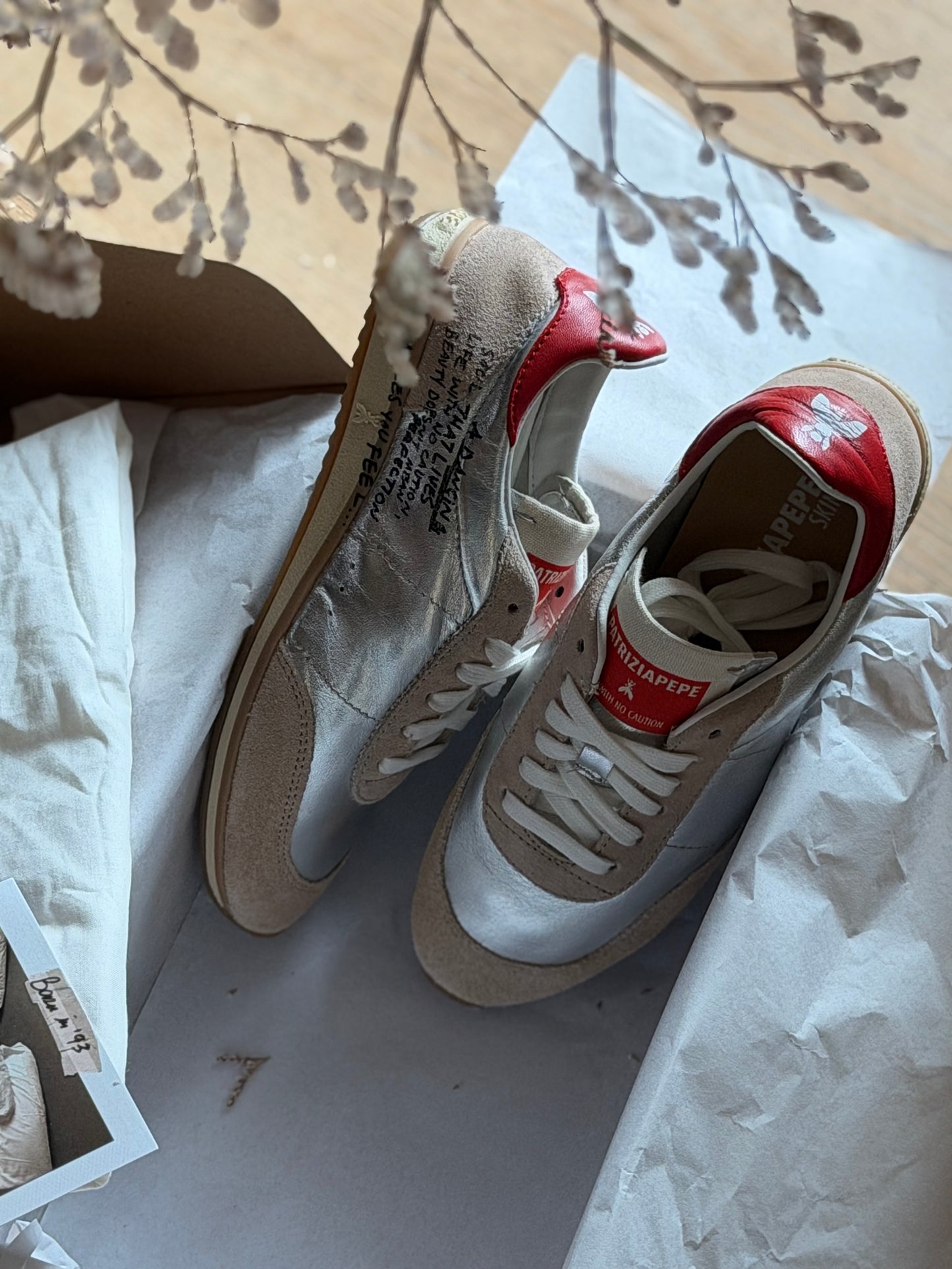Running Skin Sneakers Silver e Red
