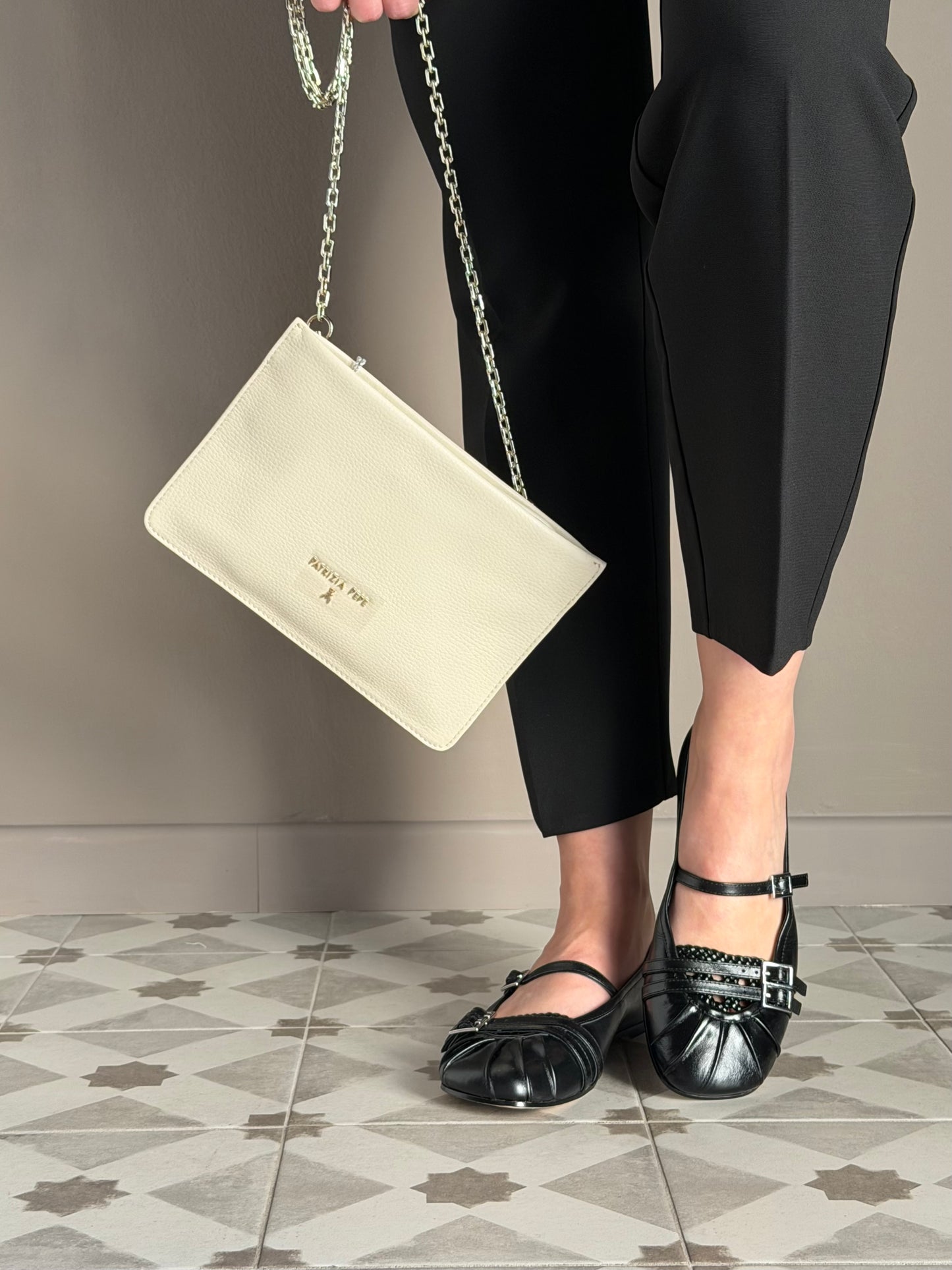 Mary Jane flat con doppio cinturino