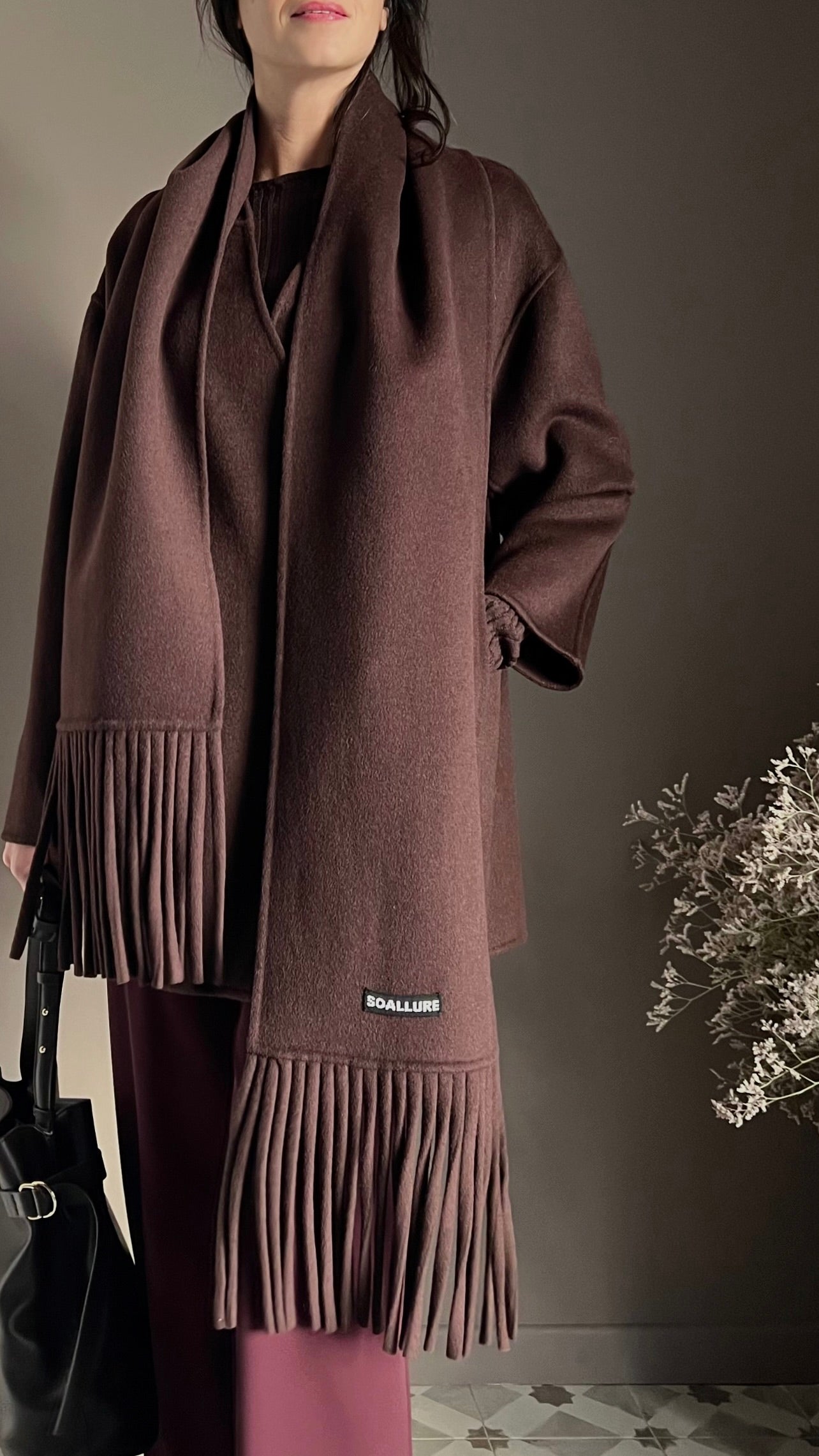 Cappotto in pura lana oversize con sciarpa abbinata