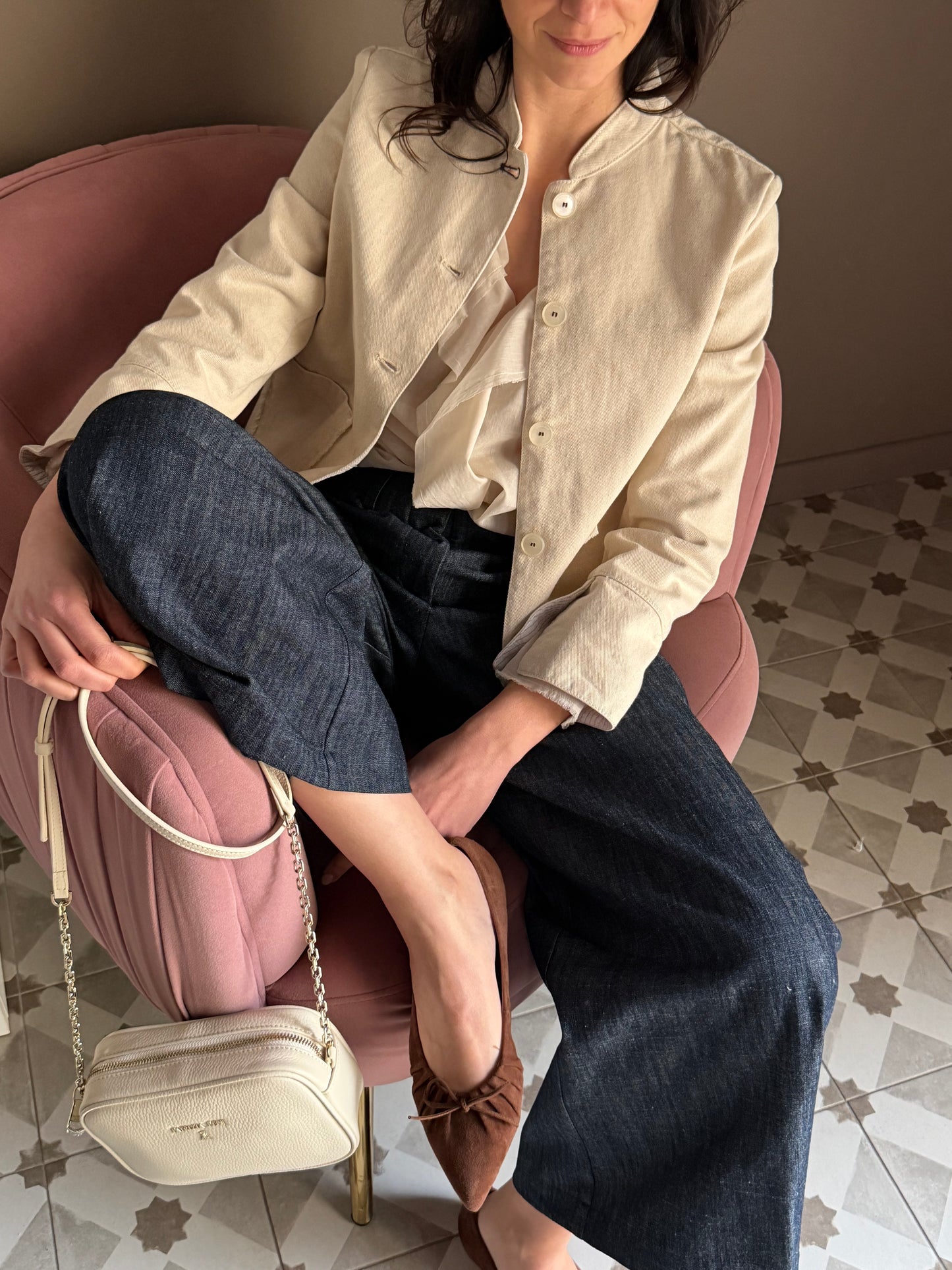 Scarpa in suede con plisse’