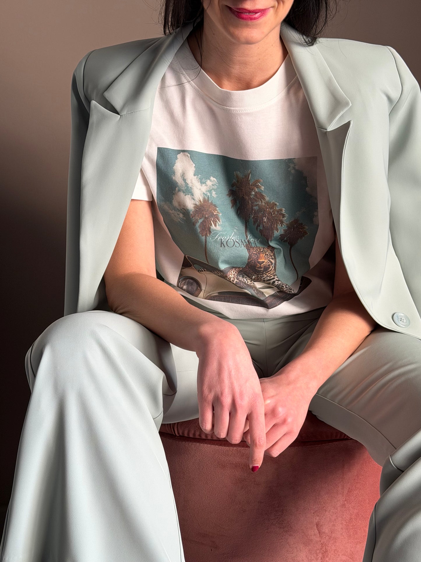 T-shirt con stampa Fearless love