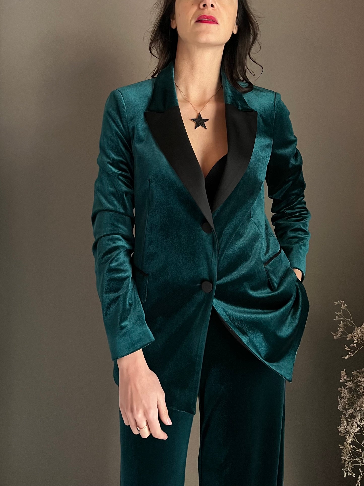 Giacca in velluto Gree con rever a contrasto