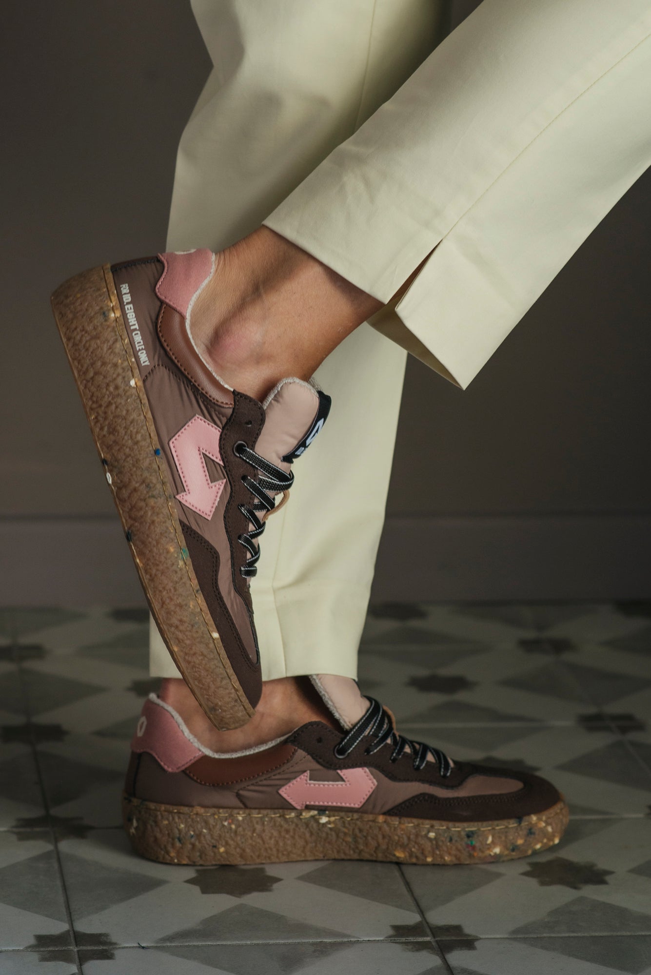 Sneakers ID EIGHT Uri-Pim Pink Mocha