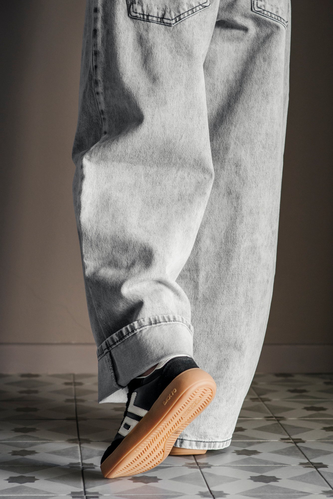 Sneakers Leather Back 70 - Nero