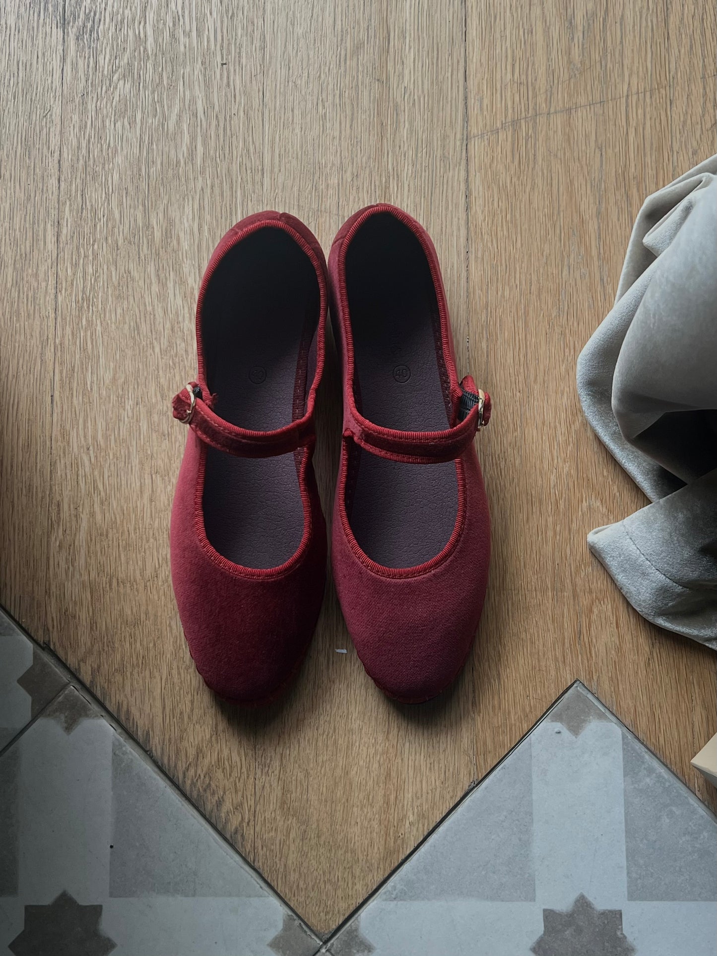 Mary Jane in velluto Bordeaux