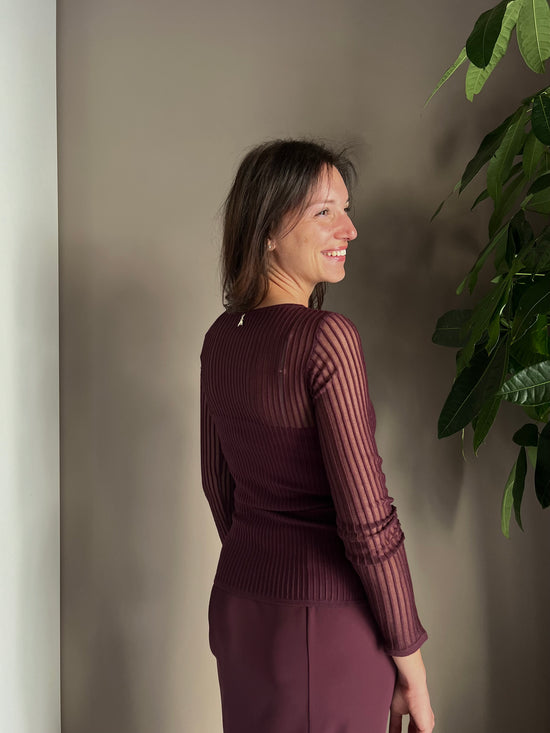 Maglia a costine trasparente purple