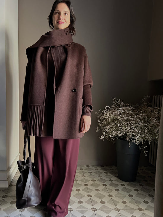 Cappotto in pura lana oversize con sciarpa abbinata