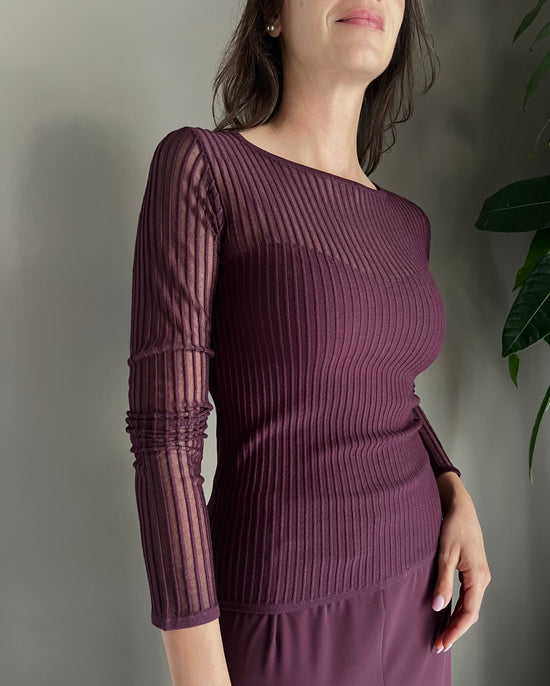 Maglia a costine trasparente purple