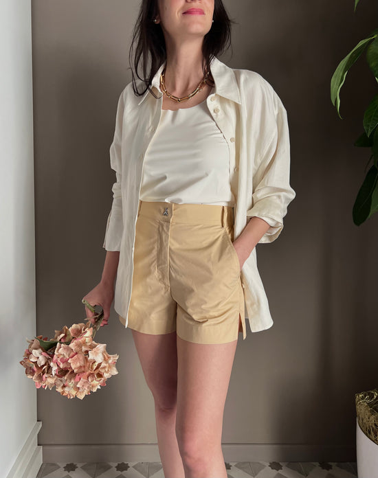 Shorts in popeline vibrant beige