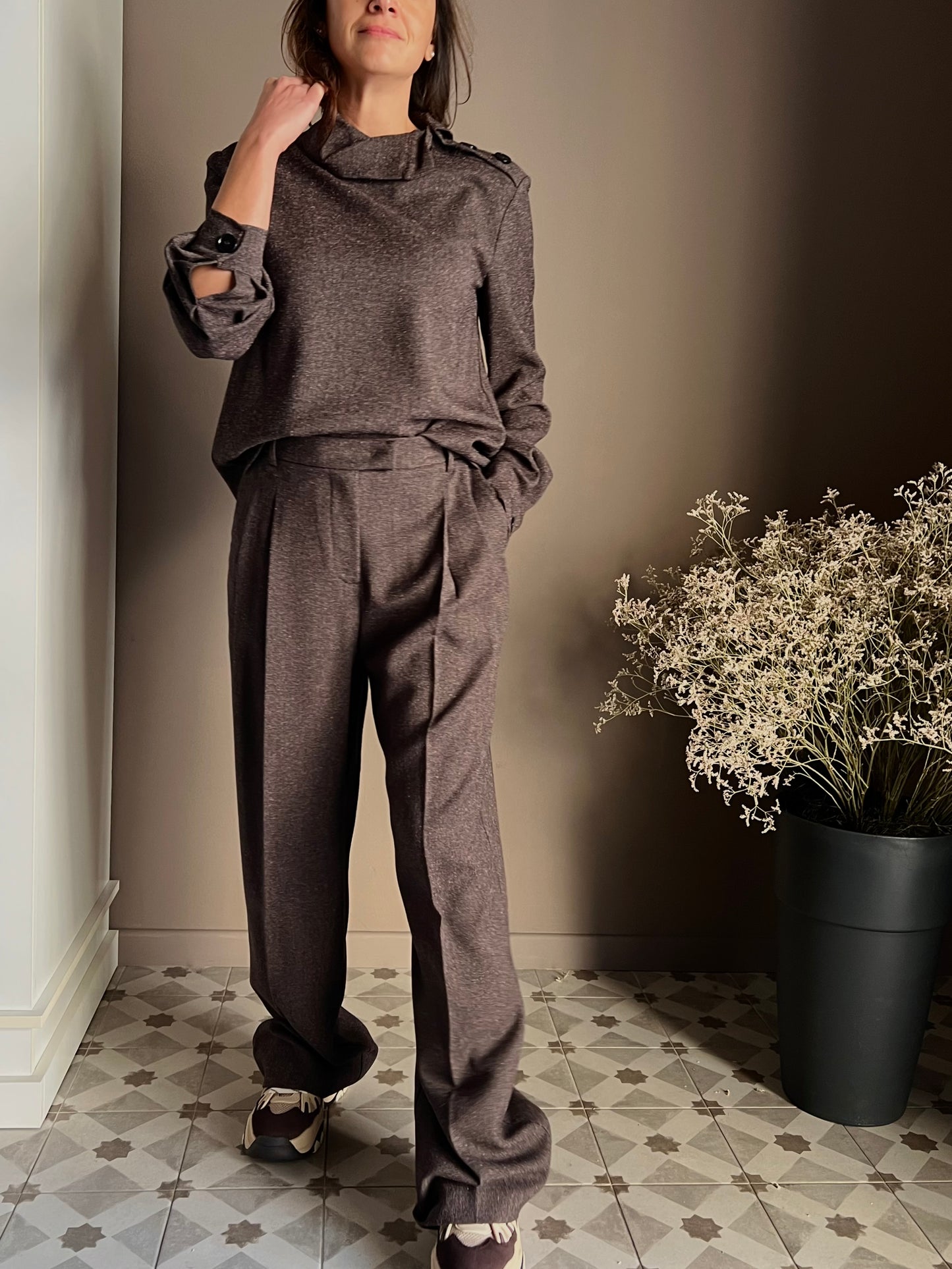 Pantaloni strutturati con pieghe