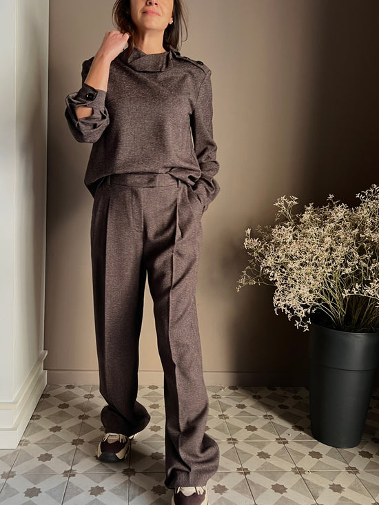 Pantaloni strutturati con pieghe