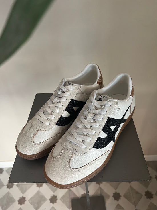 Sneakers Ash Moonlight White Black Cooper