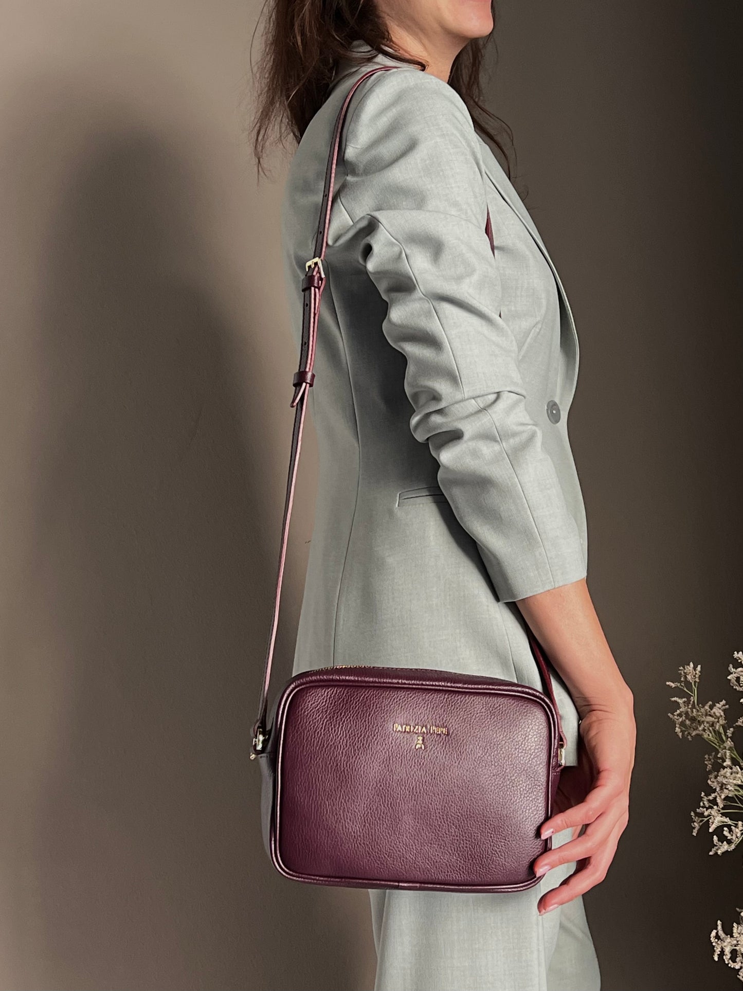 Borsa tracolla in pelle martellata Purple Red