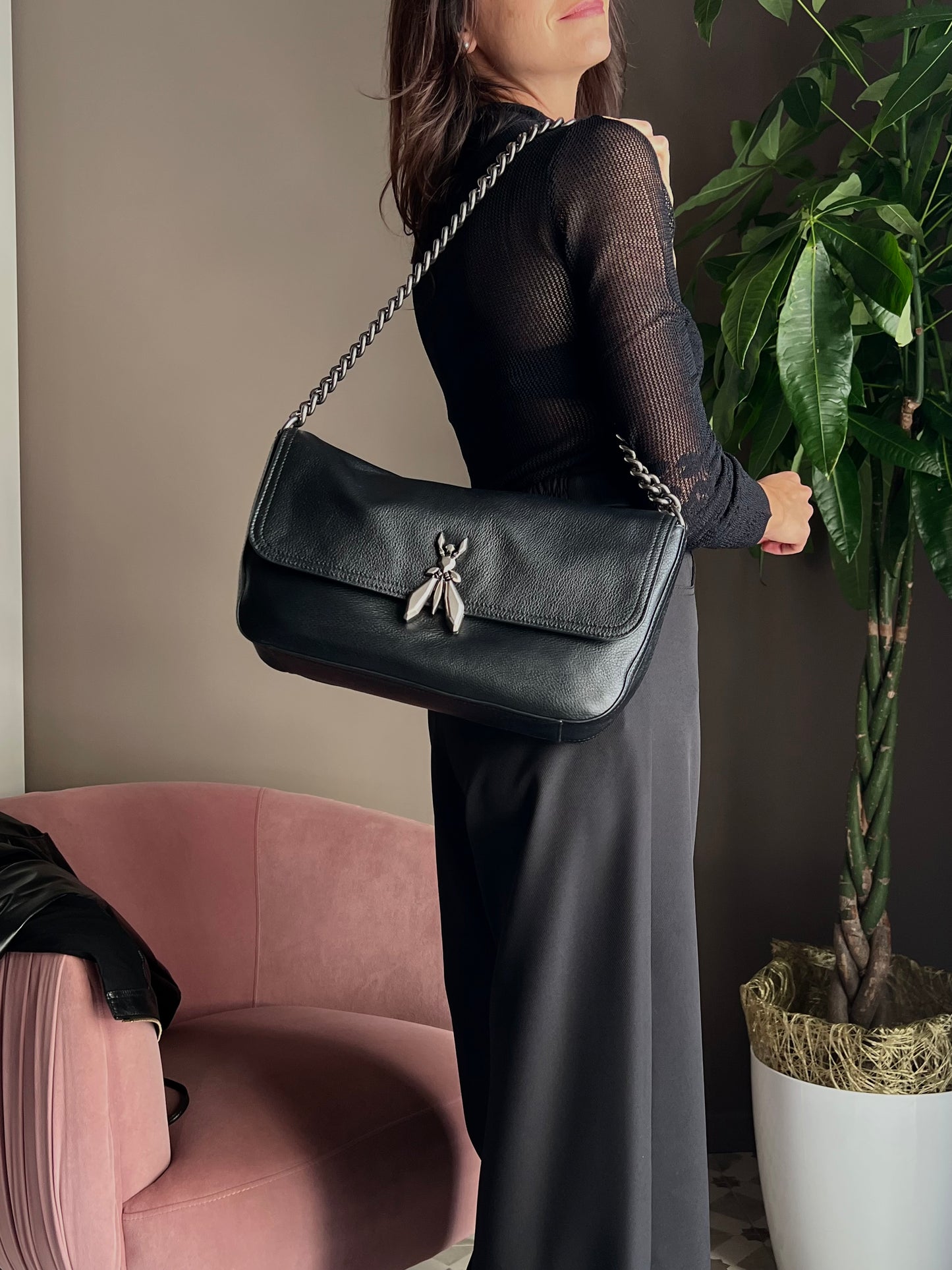 Borsa a spalla Fly media in pelle con catena