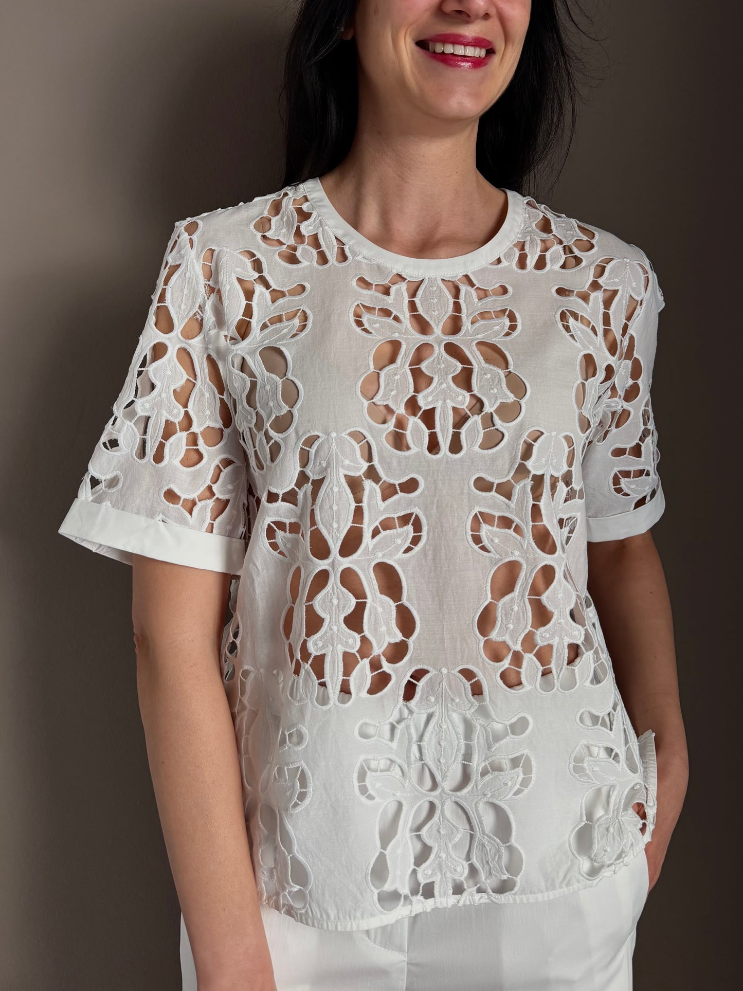 Blusa in macrame’ e tencel bianca