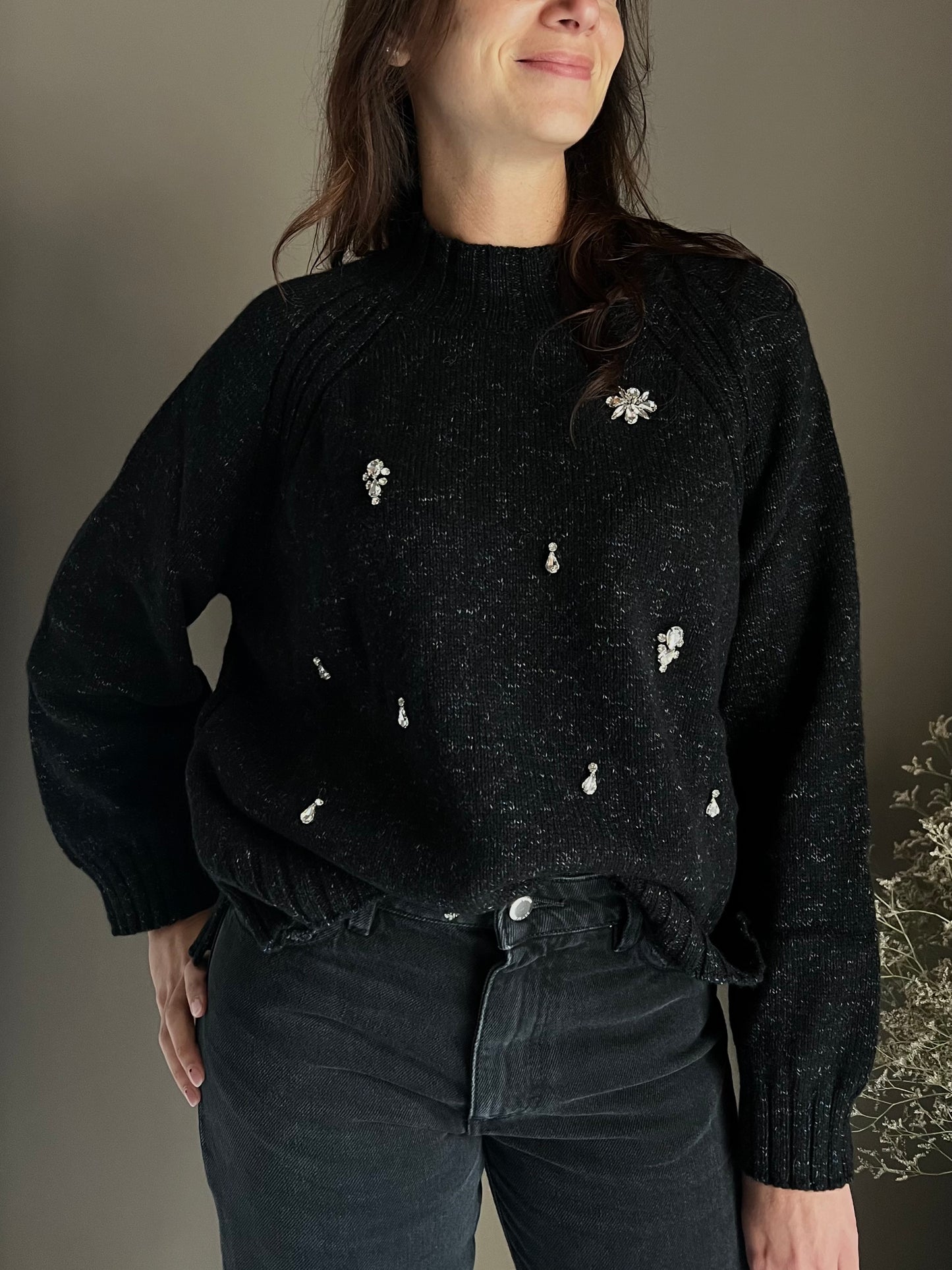 Maglioncino in pura lana mélange con dettagli jewels