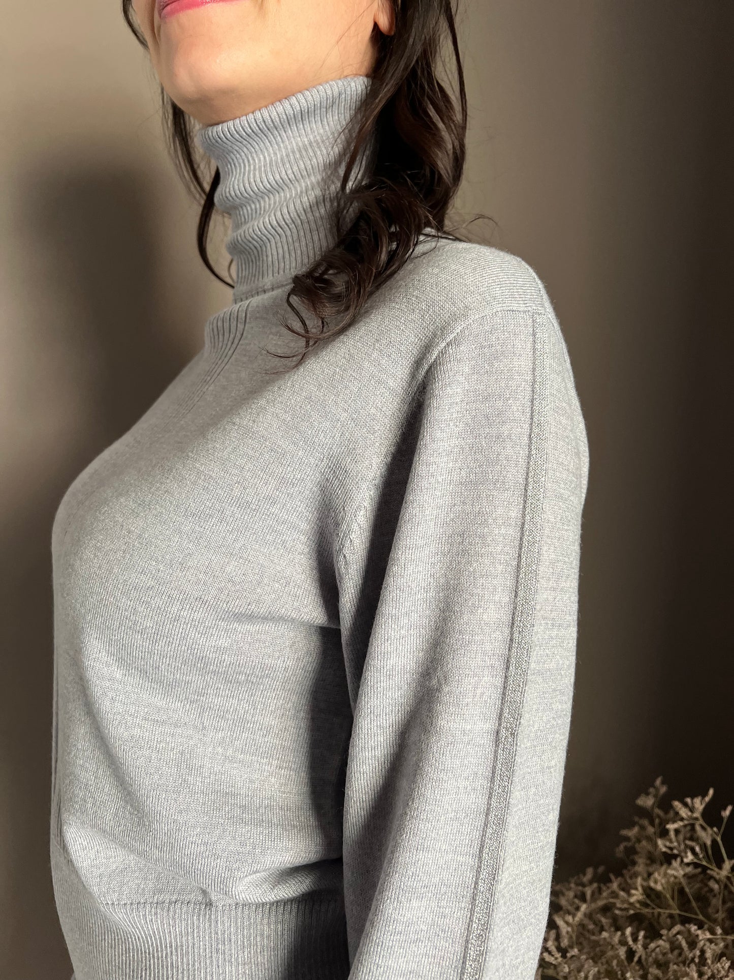 Maglia collo alto in 100% lana Mistery Grey